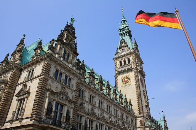 10 secrets of Hamburg's old town - exciting scavenger hunt tour - Quick Hamburg Old Town hunt highlights