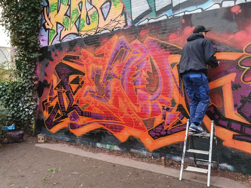 Alternative Hamburg / Street Art Private Tour - Graffiti, stencil art, murals, and 3D installations, and what to look for