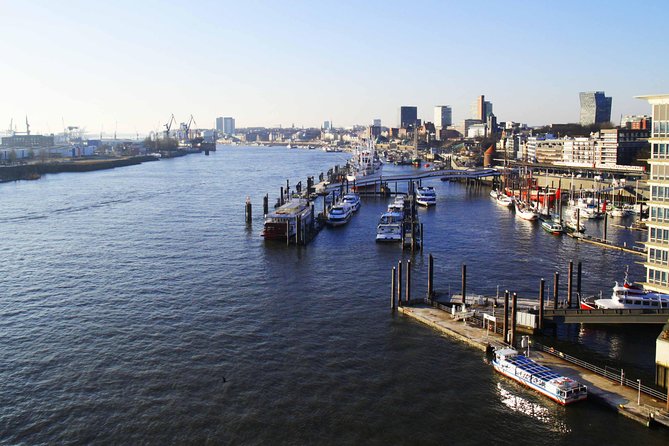 Discover Hamburg: Private Walking Tour - Weather, timing, and photo tips that keep the tour smooth