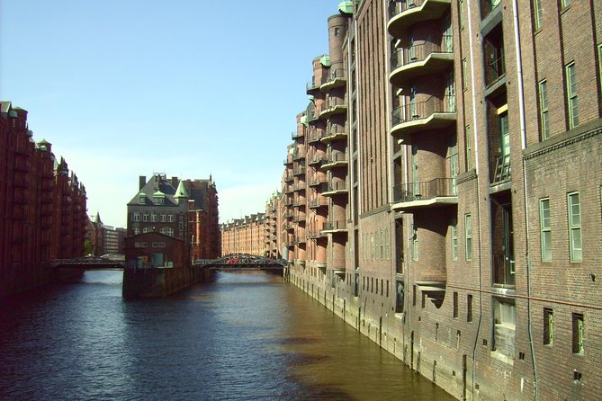 Driverguide Tour Hamburg - Hamburg Town Hall: Neo-Renaissance government architecture that feels theatrical