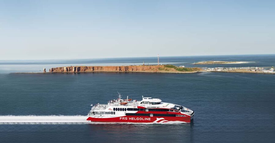 From Hamburg, Brunsbüttel or Cuxhaven: Day Trip to Helgoland - A Fast Catamaran Day on the Elbe