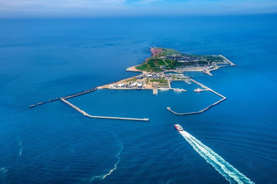 From Hamburg, Brunsbüttel or Cuxhaven: Day Trip to Helgoland - Comfort, Group Size, and Who This Fits Best