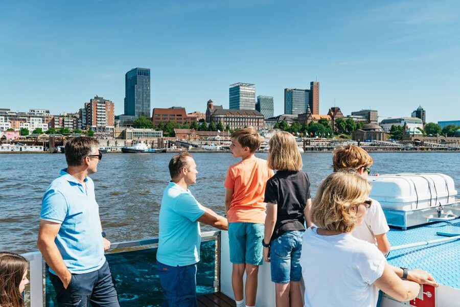 Hamburg: 1.5-Hour Harbor and Speicherstadt Day Cruise - Close-Range Container Ships: Seeing Scale and Operations