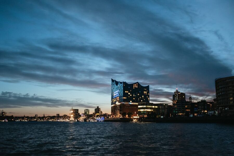 Hamburg: 1-Hour Harbor Evening Lights Cruise - The One-Hour Route: Speicherstadt Canals to the Working Port