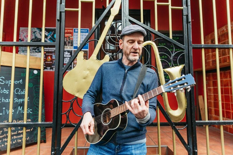 Hamburg: 2.5-Hour Beatles Music Tour - Key highlights to look for on the walk