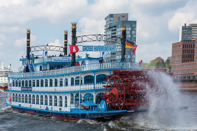 Hamburg 2-hour harbor tour on the beautiful Elbe - Elbphilharmonie views and the Steinwerder angle