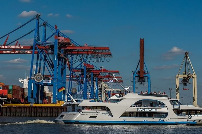 Hamburg 2-hour harbor tour on the beautiful Elbe - English audio depends on your app setup, so take it seriously