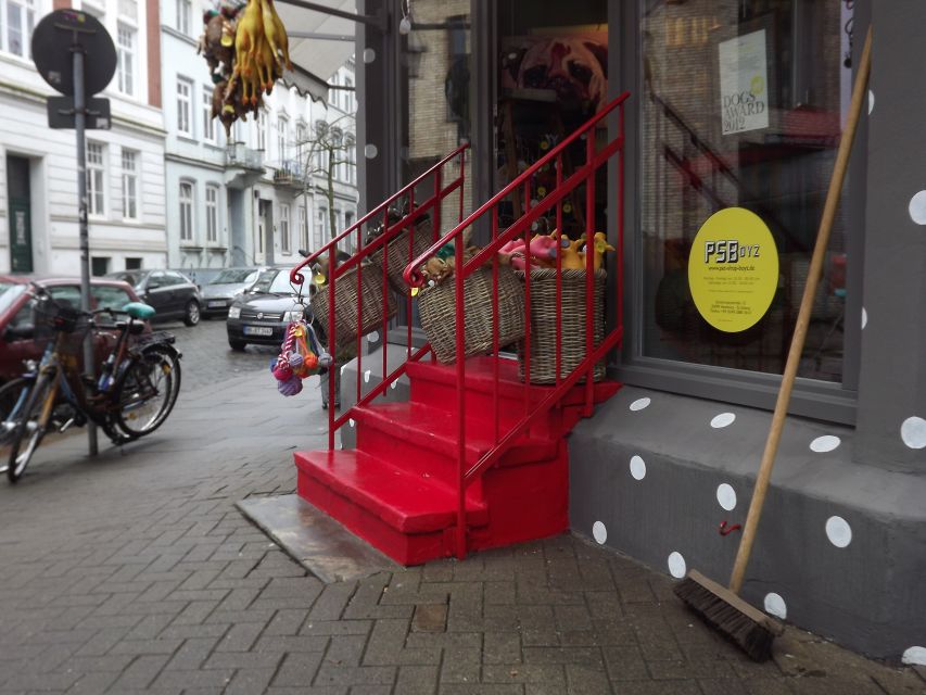 Hamburg: 2-Hour St. Georg Walking Tour - Price and Value: What $23 Buys You in St. Georg