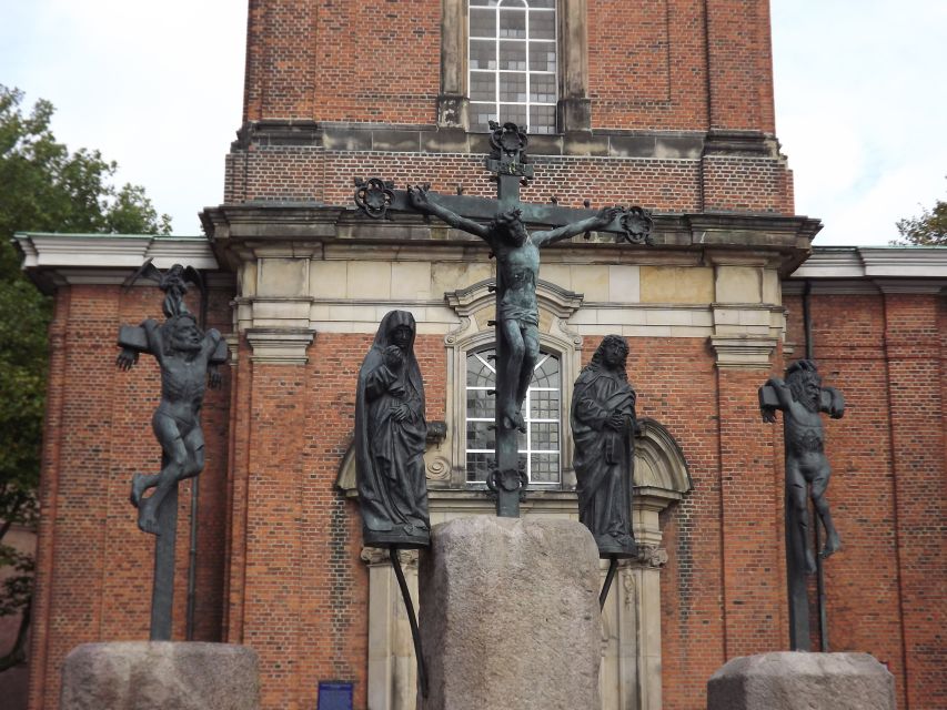 Hamburg: 2-Hour St. Georg Walking Tour - Mosques and a Catholic Cathedral: Religion in Real Geography