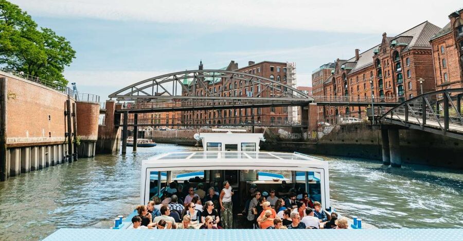 Hamburg: 2-Hour XXL Port of Hamburg Cruise Tour - The 2-hour route, from Fish Market area to St. Pauli piers