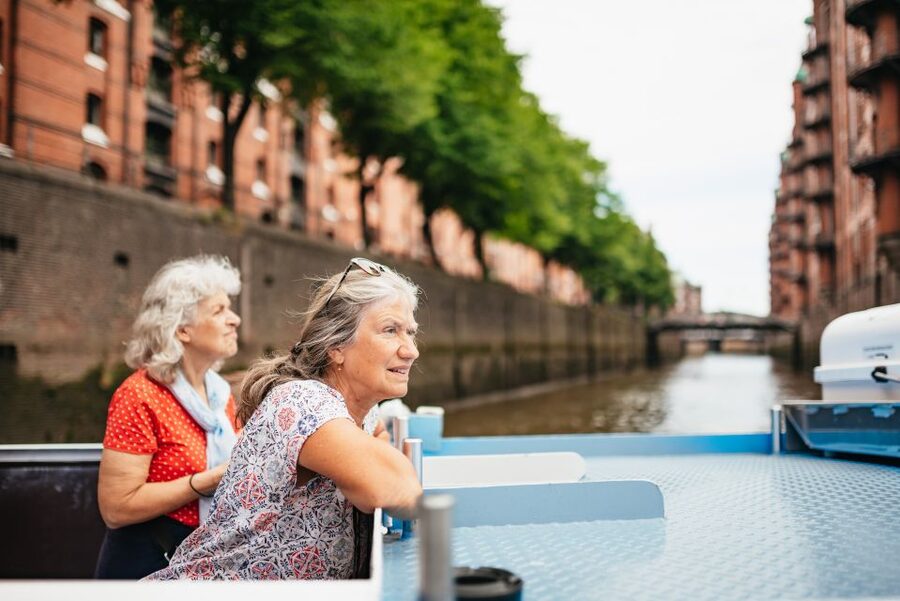 Hamburg: 2-Hour XXL Port of Hamburg Cruise Tour - Price and value: why $47 for 2 hours can make sense