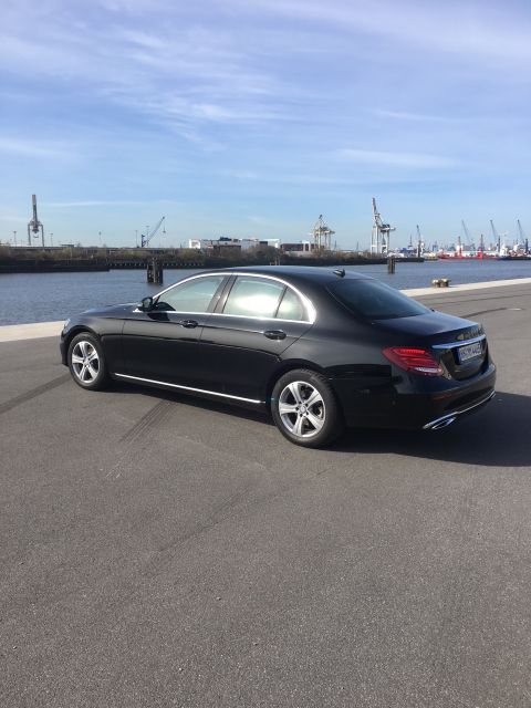 Hamburg: 3-Hour Limousine Tour with Driver-Guide - Jungfernstieg and Alster: where the city slows down