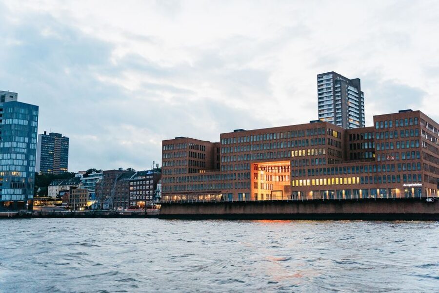 Hamburg: 90-Minute Evening Lights Harbor Cruise - Container Terminals: The Real Hamburg Working-Port Glow