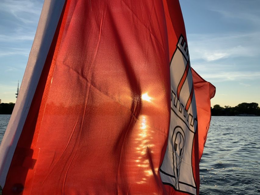 Hamburg: Alster River Sailboat Tour with Sundowner - Should you book this Hamburg Alster sundowner sailing tour?