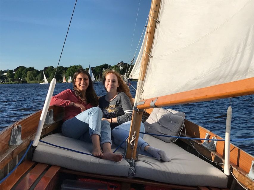 Hamburg: Alster River Sailing Tour on a 2-Masted Sailboat - What to wear: waterproof sailing gear is included, but bring warm layers
