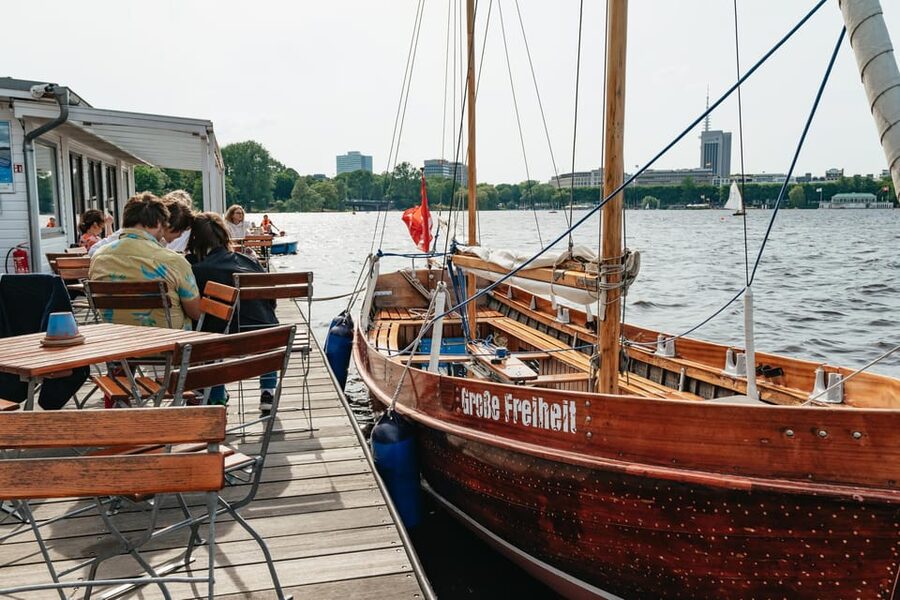 Hamburg: Alster River Sailing Tour on a 2-Masted Sailboat - Small group sailing feels more personal on a boat like this
