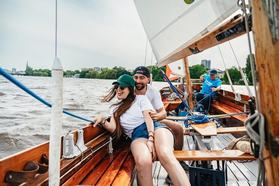 Hamburg: Alster River Sailing Tour on a 2-Masted Sailboat - Price and value: what 45 dollars buys you on the Alster