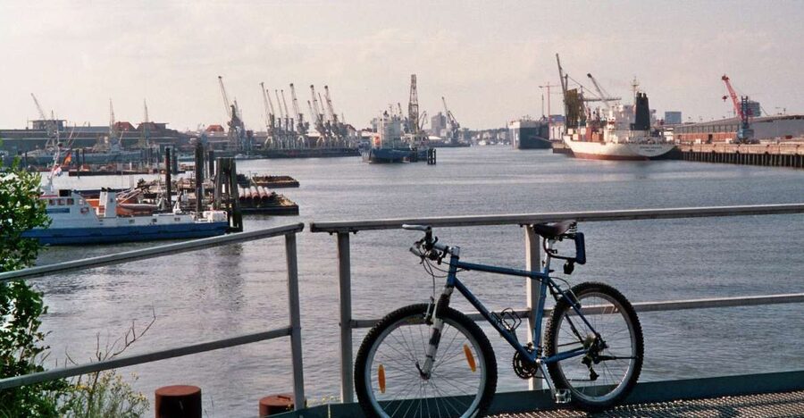 Hamburg: Bike Tour of the Speicherstadt & Old Harbor - Meet outside the University Fahrradstation, then roll to the harbor mood