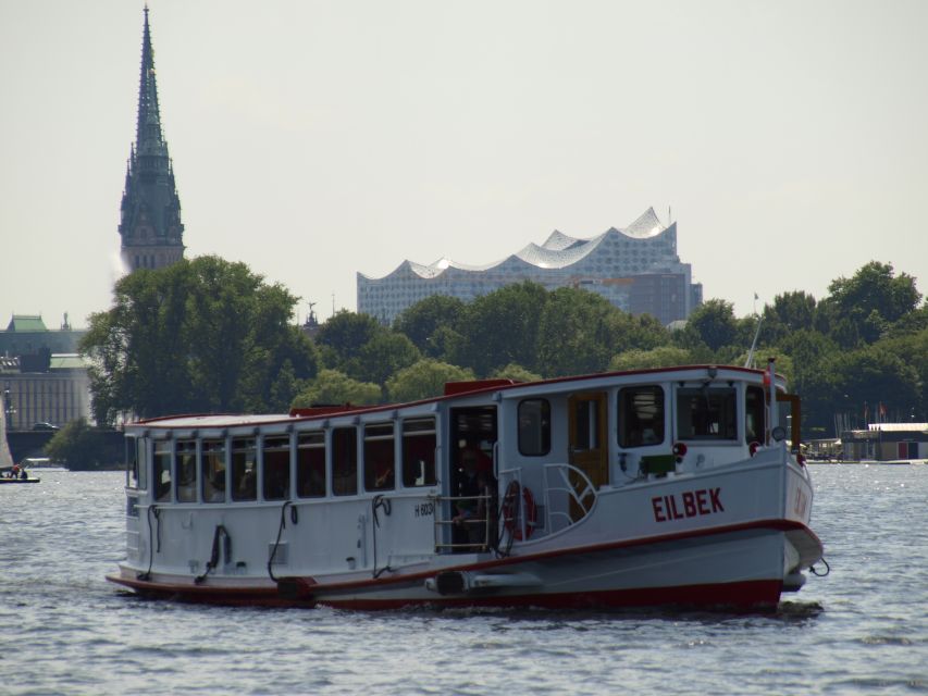 Hamburg: City Cruise on Alster Lake - Finding ATG Alster-Touristik at Pier Nr. 1