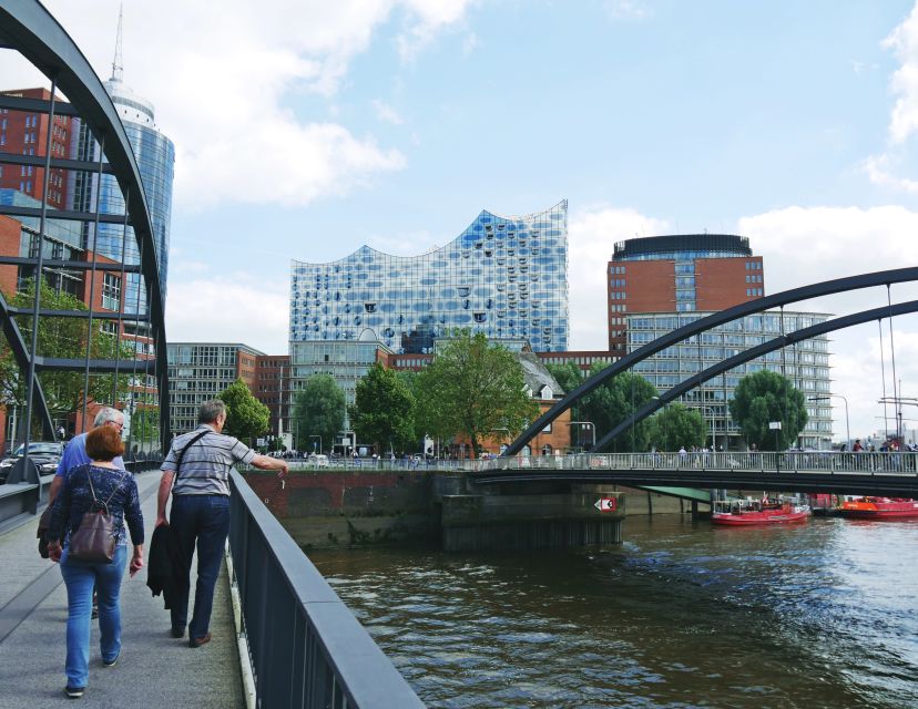 Hamburg: Elbphilharmonie Plaza Guided Tour - Pick your meeting point near the harbor, not far from the action