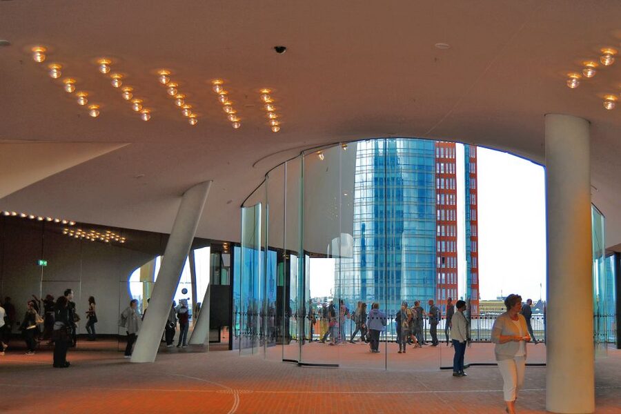 Hamburg: Elbphilharmonie Plaza, Highlights & Surroundings - The flood protection bridge at Sandtorkai: why engineering belongs in your photo plan