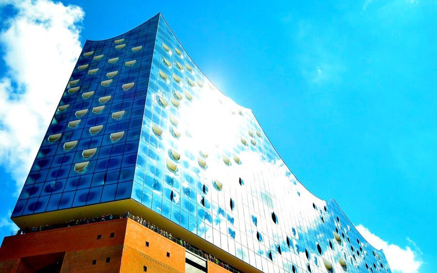 Hamburg: Elbphilharmonie Plaza, Highlights & Surroundings - Harbor Police Station No. 2: start the walk like a local, not like a tourist