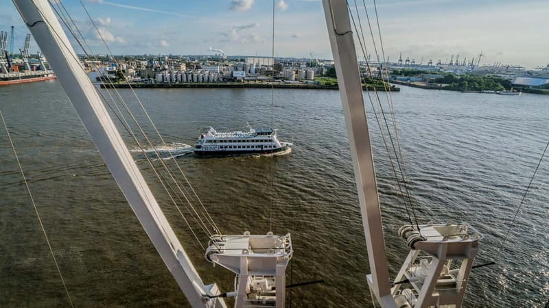 Hamburg: Guided Grand Harbor Sightseeing Cruise by Ship - A one-hour harbor look at Hamburg’s working port