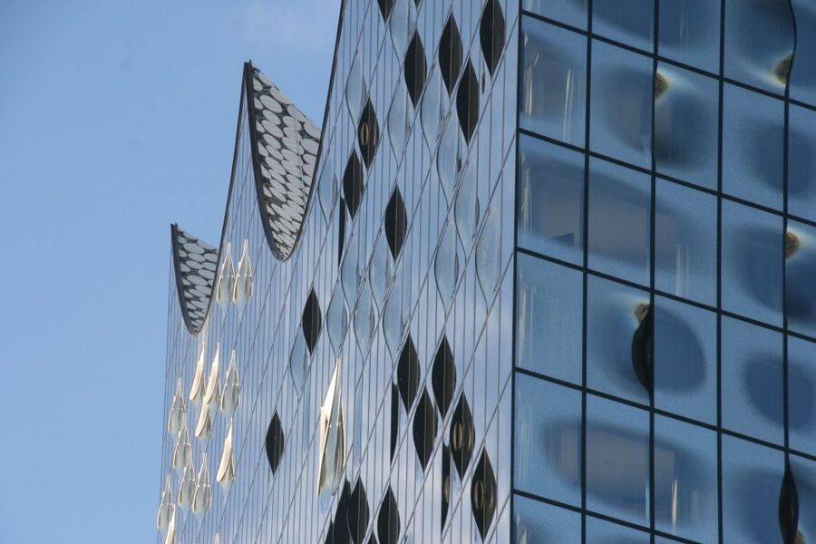 Hamburg: Guided Port Walk for Families - Key things to know before you go