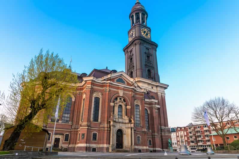 Hamburg: Guided Tour of St. Michael's Church - St. Michaelis in the Hamburg skyline: why this church pulls your attention