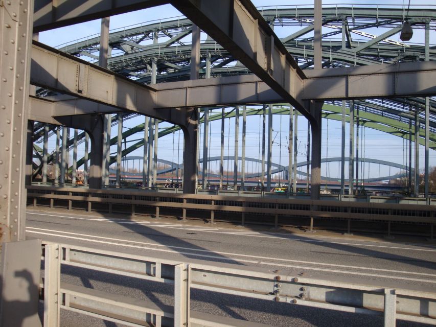 Hamburg Harbor: 3.5-Hour Guided Tour by Bike - Key highlights you will actually feel on this bike route