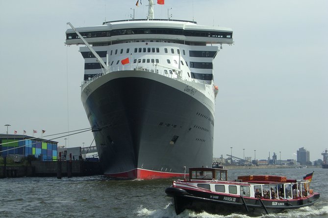 Hamburg harbor tour with a barge - FAQ