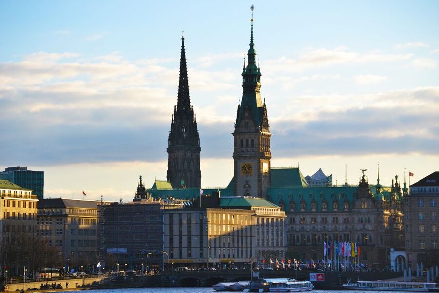 Hamburg: Hop-On Hop-Off Bus Tour Family Ticket - Timing and Real-World Tips (So the Day Stays Fun)