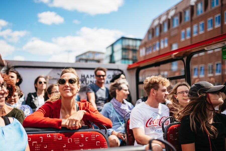 Hamburg: Hop-On Hop-Off Bus with Alster or Harbor Cruise - Where this route fits in your day, and how to time your stops