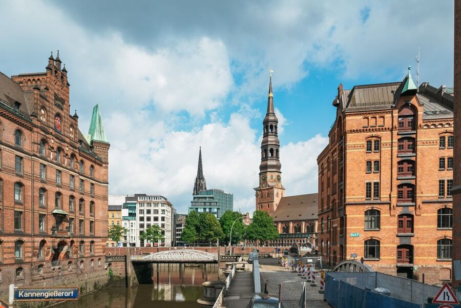 Hamburg: Line A Sightseeing Hop-On Hop-Off Bus Tour - HafenCity and Speicherstadt from the bus: seeing Hamburg’s biggest contrast