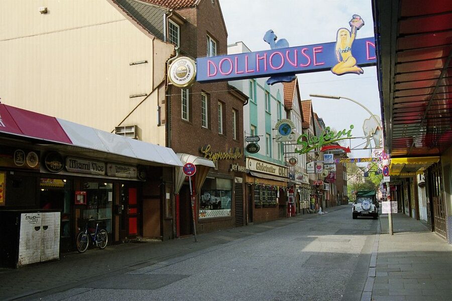 Hamburg: Line F Hop-On Hop-Off Bus and Boat Tour - Key Points Worth Knowing