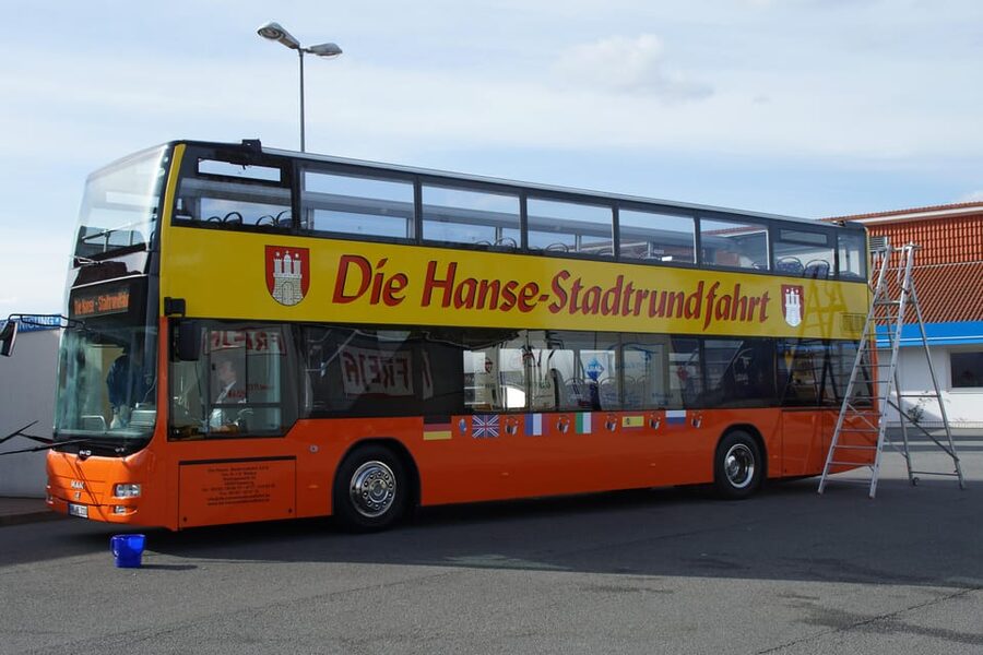 Hamburg : Line G Hop-On Hop-Off Sightseeing Tour - Inner and Outer Alster, the calm payoff
