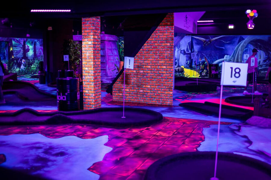 Hamburg: Moviegolf Experience - What the artificial turf means for your ball control