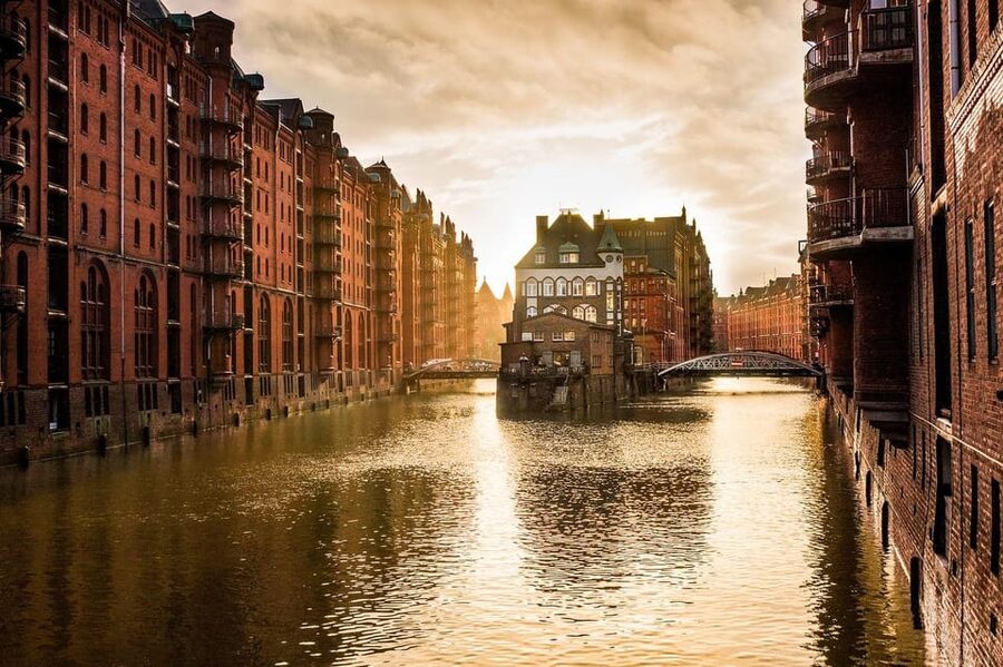 Hamburg: One Hour Traditional Harbor Cruise - Practical stuff you’ll want to know before you board