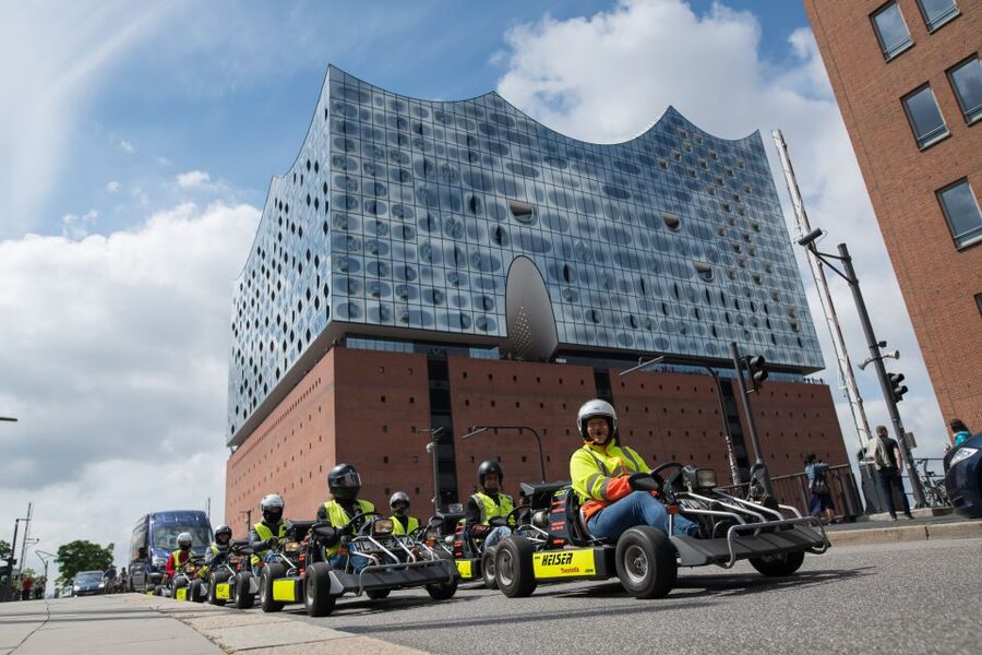 Hamburg: Panoramic Streetkart Tour - Getting to the karts at Hittfeld station