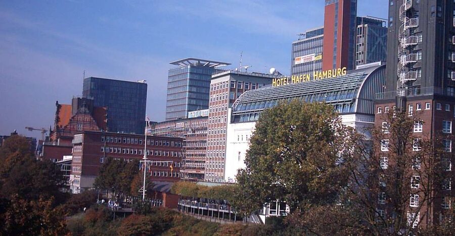 Hamburg: Private 75-Minute Tour of St. Pauli - Key highlights to know before you go