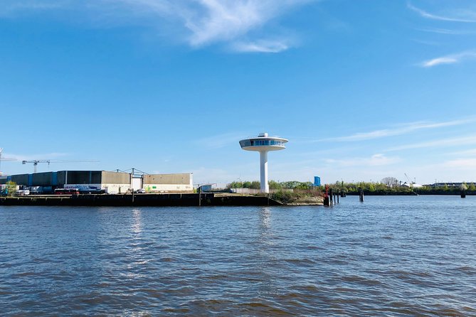 Hamburg Private Guided Tour (walking) - Hamburg Town Hall and Deichstrasse: Civic Power and Older House Lines