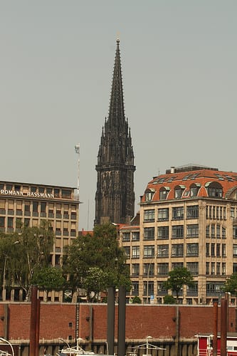 Hamburg: Private Tour Down Town around City Hall - Sprinkenhof, Reichenstraßen, and Africa House: Hamburg’s Global Angle