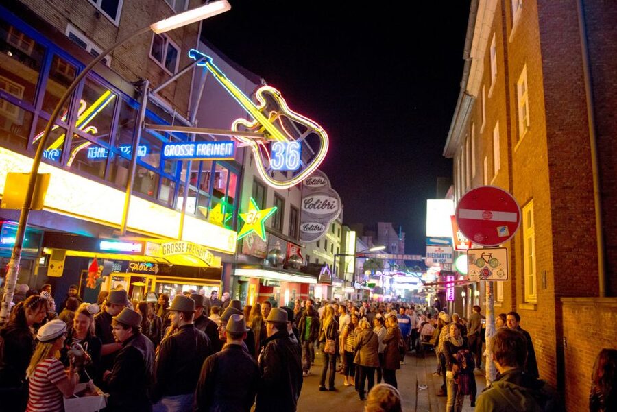 Hamburg: Private Tour Red Light District Walking Tour - Herbertstraße and Hans-Albers-Platz: the short segment that packs a lot of meaning