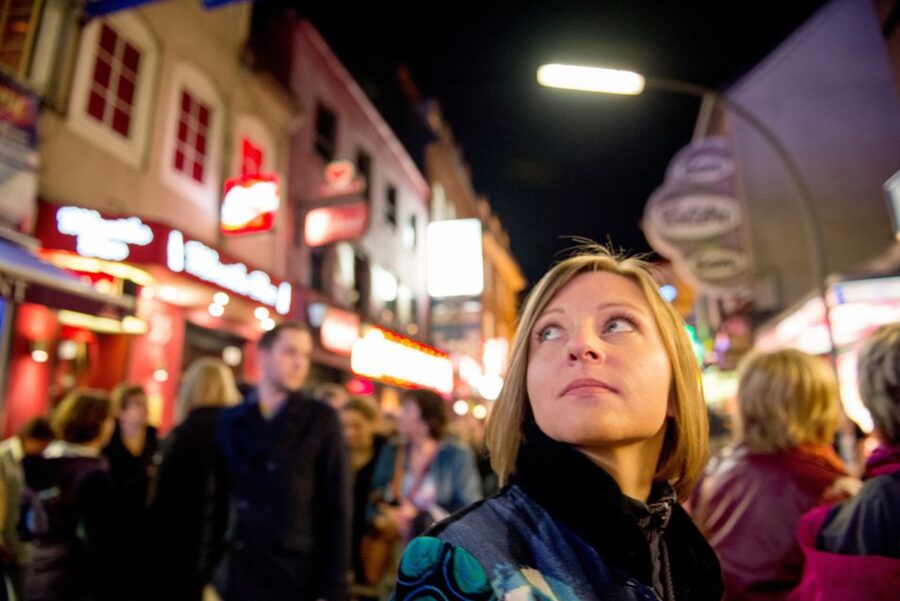 Hamburg: Private Tour Red Light District Walking Tour - Silbersack Bar and Ritze Bar: nightlife sights you can actually interpret