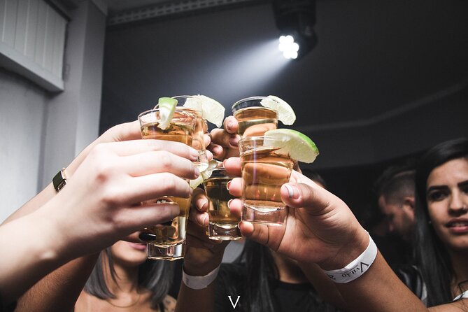 Hamburg PubCrawl: 4 Venues, Welcome Shots + Club Entry - Key points to know before you go