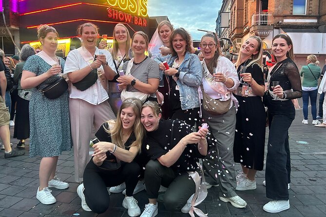 Hamburg PubCrawl: 4 Venues, Welcome Shots + Club Entry - Club Entry at the Final Stop, What That Buys You