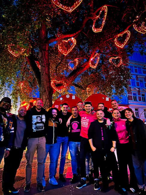 Hamburg: Pubcrawl & Nightlife Tour auf St.Pauli - Key things that make this Hamburg pubcrawl worth your time