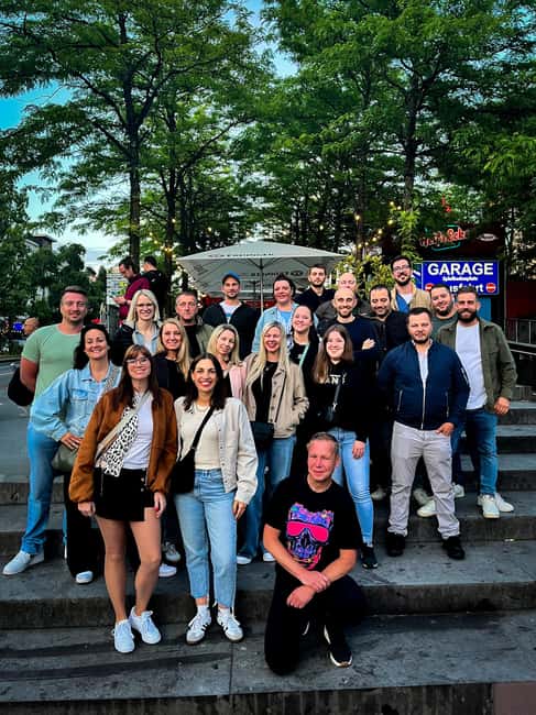Hamburg: Pubcrawl & Nightlife Tour auf St.Pauli - Starting at Davidwache: where the night begins and how you get sorted