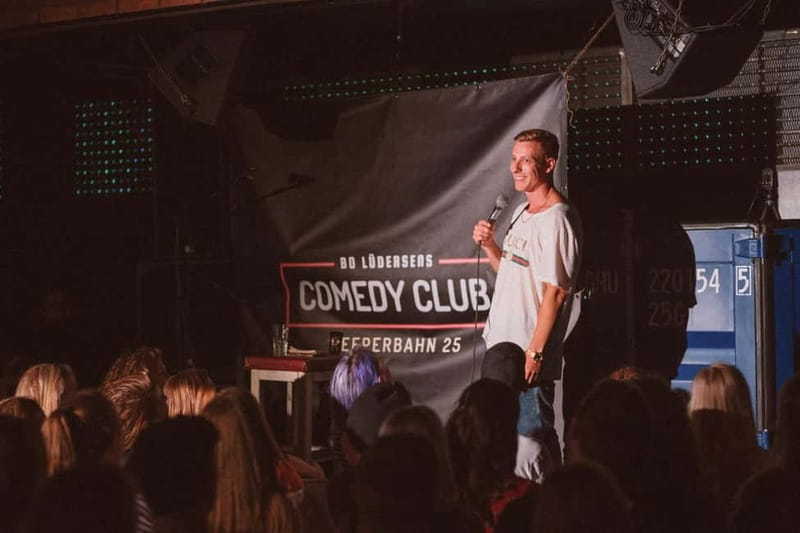 Hamburg: Reeperbahn Comedy Club - Price and value for a $23 ticket on the Reeperbahn