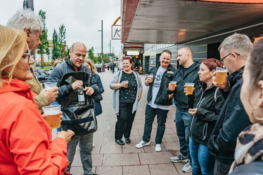 Hamburg: Reeperbahn Lust & Laster Tour for Adults Only - Reeperbahn for adults only, and why the rules shape the experience